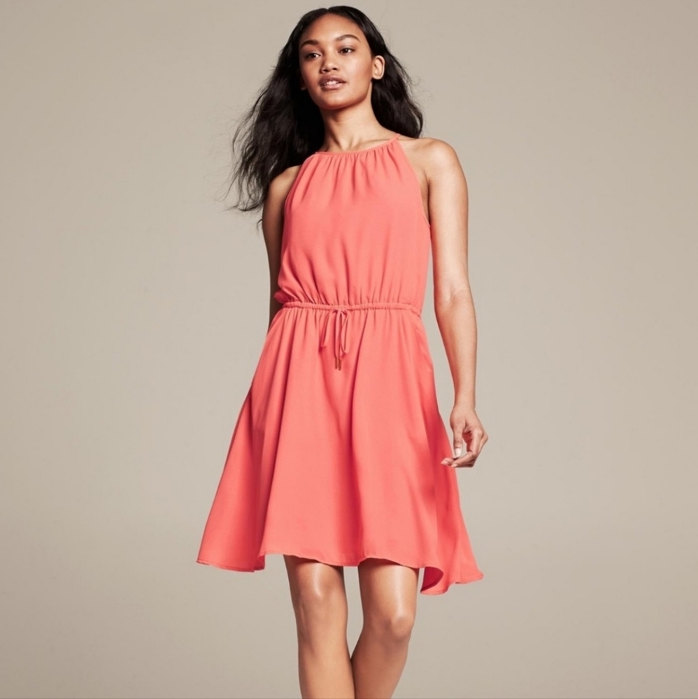 Banana Republic salmon halter dress with pockets size 8